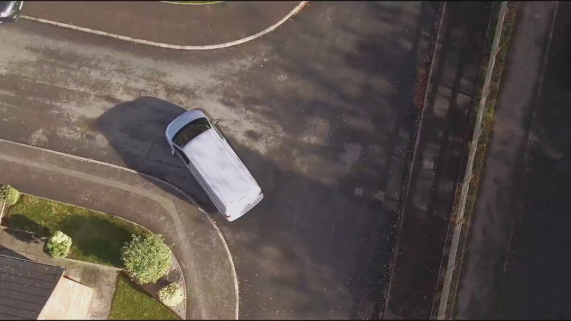 2300 Watts Portable Inverter Generator With CO Alert & Llluminated SUA2301i